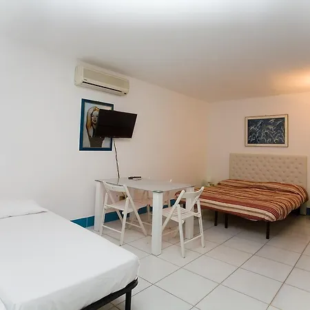 Lignano Luxury Villa***** فيلة لينانو سابيادورو