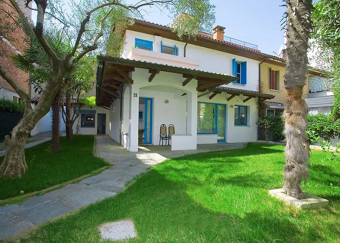 Lignano Luxury Villa***** Willa *