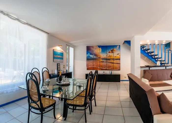 Lignano Luxury Villa***** Willa